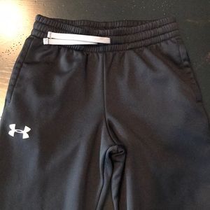 Under Armour boys sweatpants